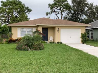 Main picture of 701 98th Ave N