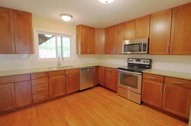 Main picture of 817 N Buchanan Blvd
