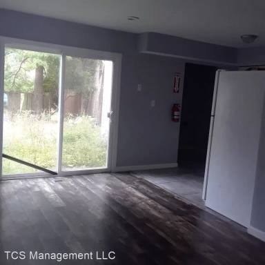 Main picture of 45 Memphis Ct