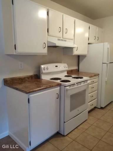 Main picture of 3030 NE 10th St