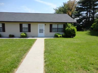 Main picture of 121 Stonetree Dr