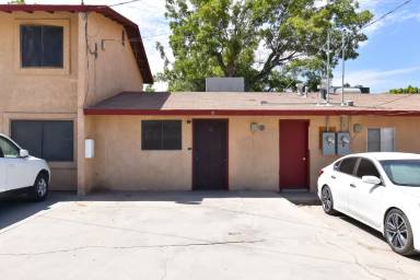 Main picture of 1101 S Avenue C