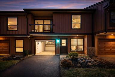 Main picture of 26179 Westview