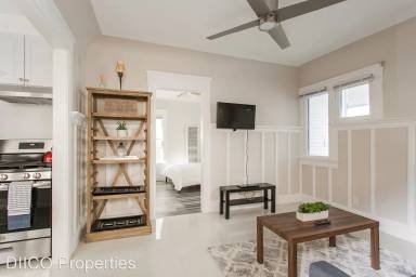 Main picture of 22 Paloma Ave