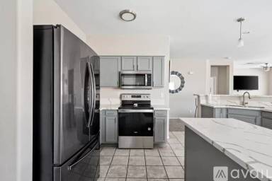 Main picture of 13011 W Soledad St