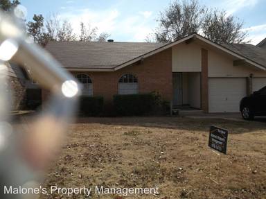 Main picture of 1032 NW 23rd St