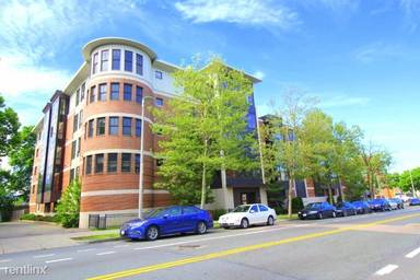 Main picture of 533 Cambridge St