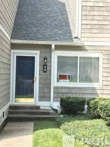 Main picture of 14 Lake Ave