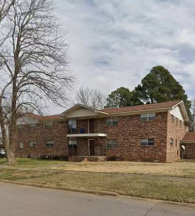 Main picture of 920 N Fargo Ave