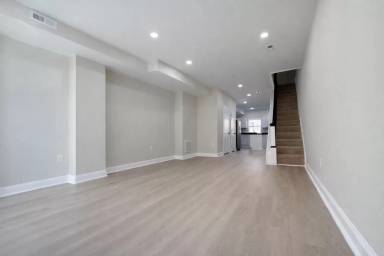 Main picture of 29 N Ellwood Ave