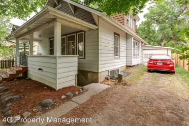 Main picture of 306 S 8th Ave