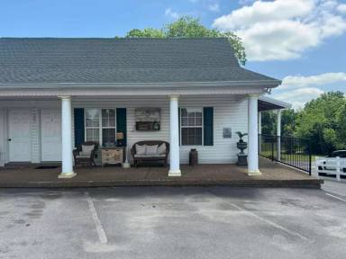 Main picture of 505 S Cannon Blvd