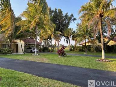 Main picture of 16249 Laurel Dr