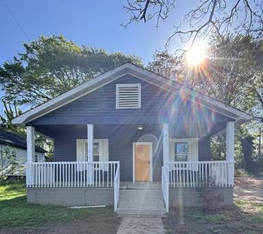 Main picture of 201 Chestnut St