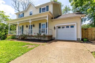 Main picture of 109 Welshwood Ct