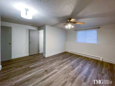 Main picture of 2224 W 13th Ave