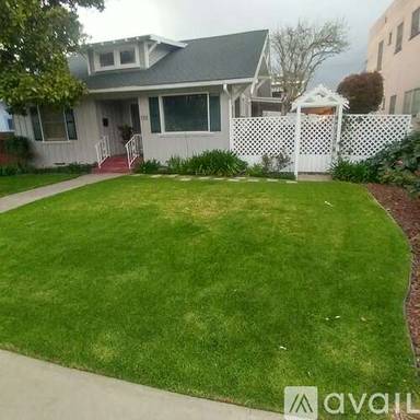 Main picture of 776 Loma Ave