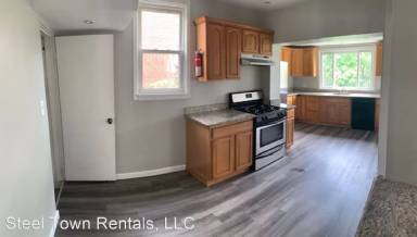 Main picture of 1543 Evanston St