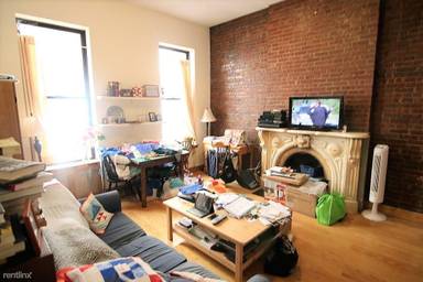 Main picture of 5 W 95th St