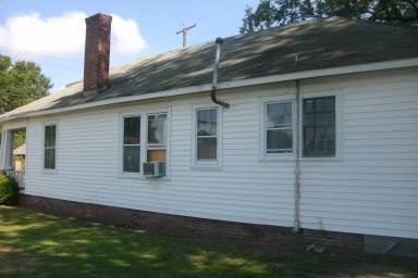 Main picture of 415 S Grace St