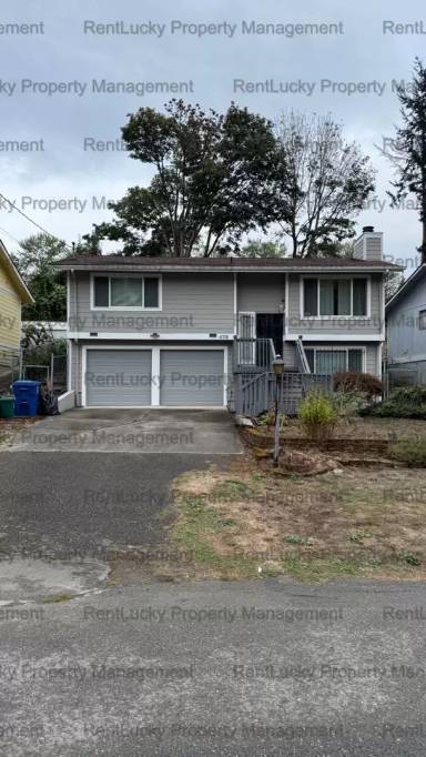 Main picture of 6718 23rd Ave SW