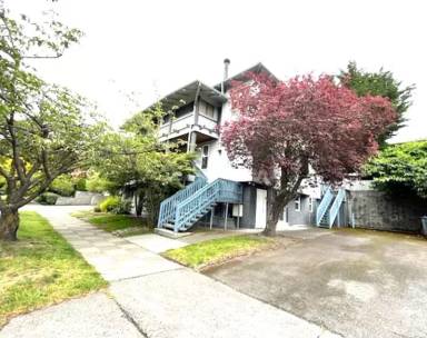 Main picture of 217 W Boston St Seattle WA 98119 LCG - 6