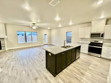 Main picture of 7805 96th St