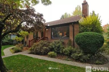Main picture of 11027 35th Ave NE