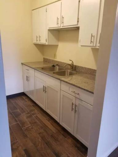 Main picture of 616 S Main St