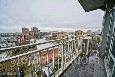 Main picture of 2515 Crescent St