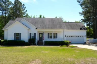 Main picture of 212 N Woodridge Dr