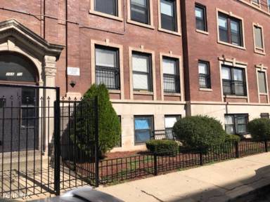 Main picture of 370 E 53rd St