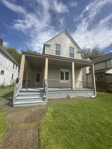 Main picture of 3155 W 84th St
