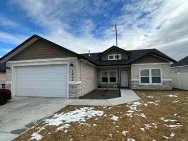 Main picture of 1407 Blue Grouse Way