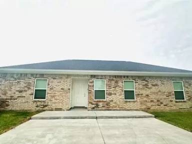 Main picture of 2310 Timberlane Dr