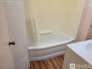 Main picture of 226 Long Ln