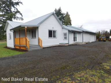 Main picture of 8402 Holmquist Rd SE