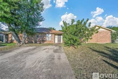 Main picture of 1126 S Clark Rd