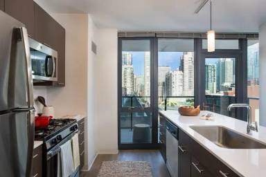 Main picture of 232 E Wacker Dr