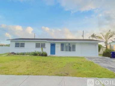 Main picture of 10300 SW 50th Ter