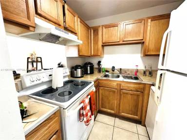 Main picture of 3037 NW 118th Dr