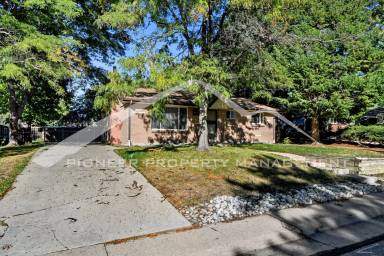 Main picture of 1455 S Zephyr St