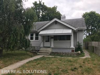 Main picture of 306 Whitethorne Ave