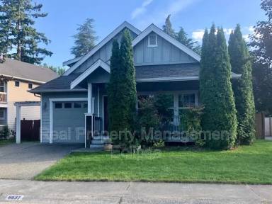 Main picture of 8837 NE 178th St