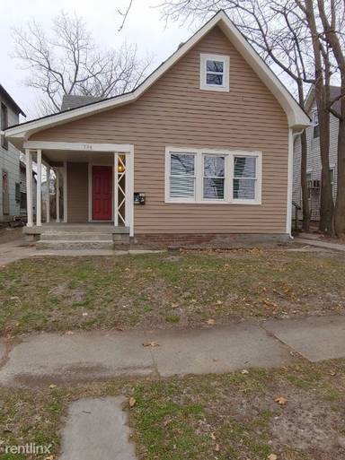 Main picture of 334 N Randolph St