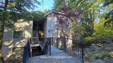 Main picture of 12515 NE 116th St