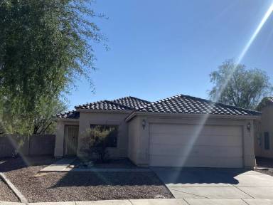 Main picture of 543 W Jardin Loop