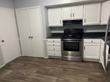 Main picture of 109 Rainbow Ct