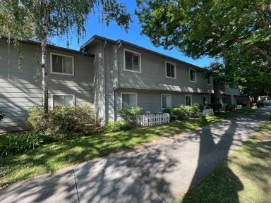 Main picture of 1324 G St