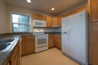 Main picture of 4920 Finkman St